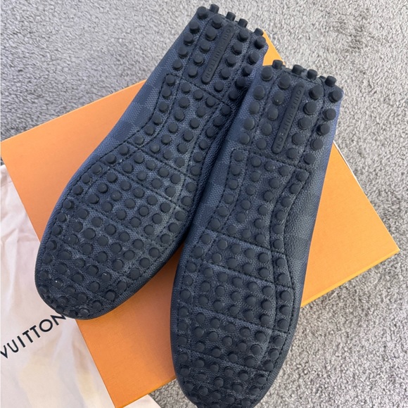 Louis Vuitton Hockenheim Moccasin - Picture 3 of 3